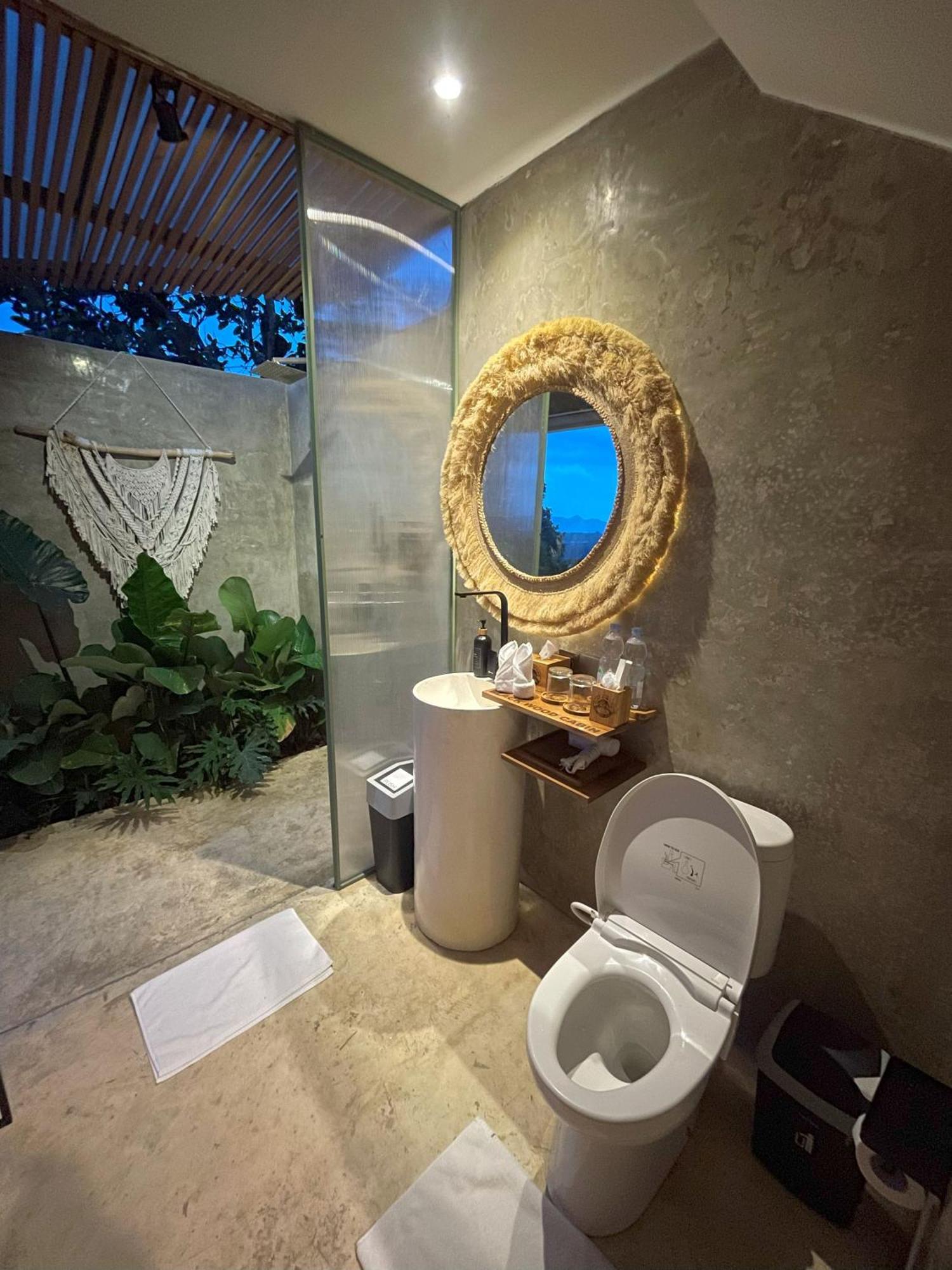 Black Wood Cabin Kintamani  Room photo