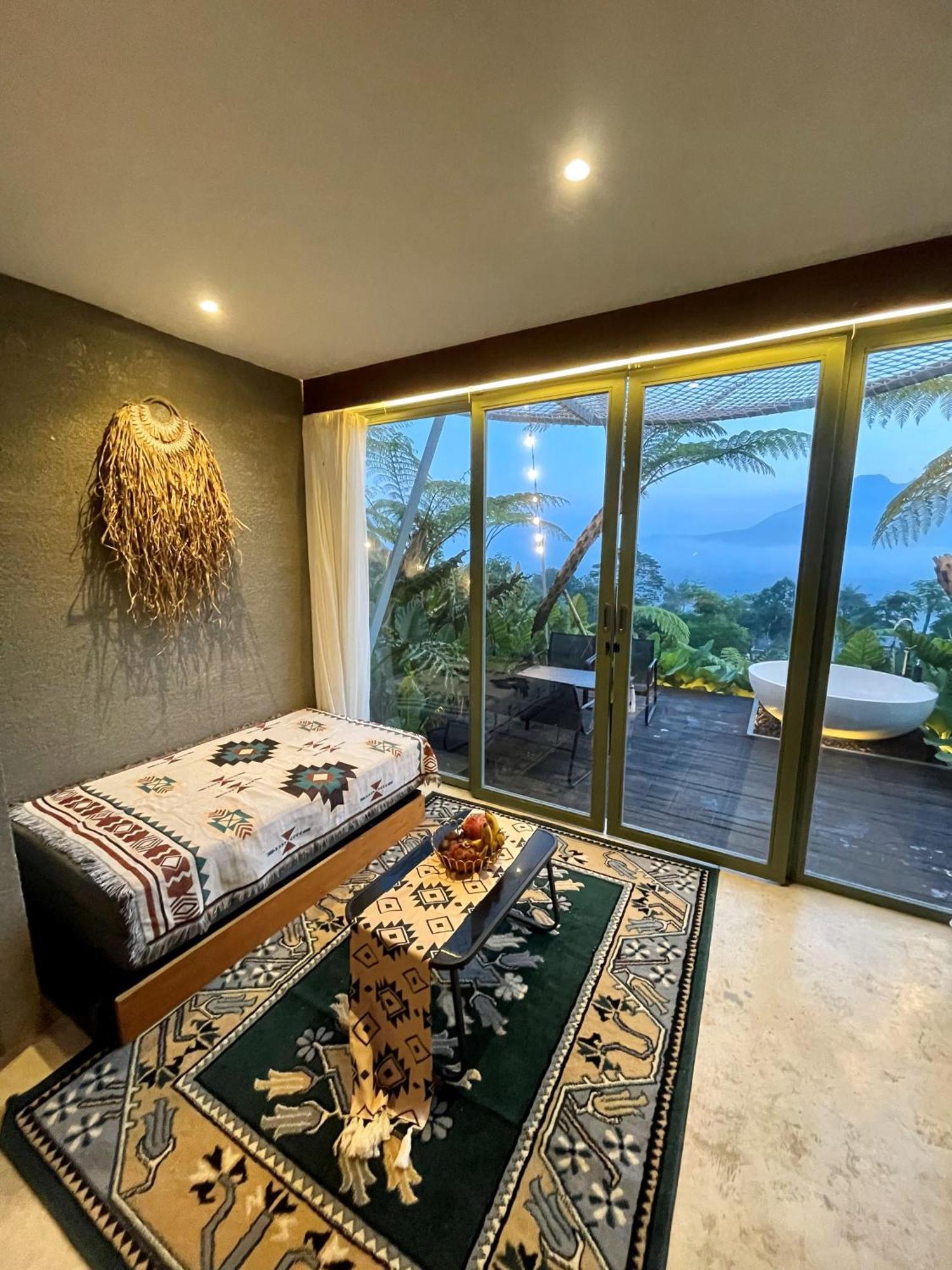 Black Wood Cabin Kintamani  Exterior photo