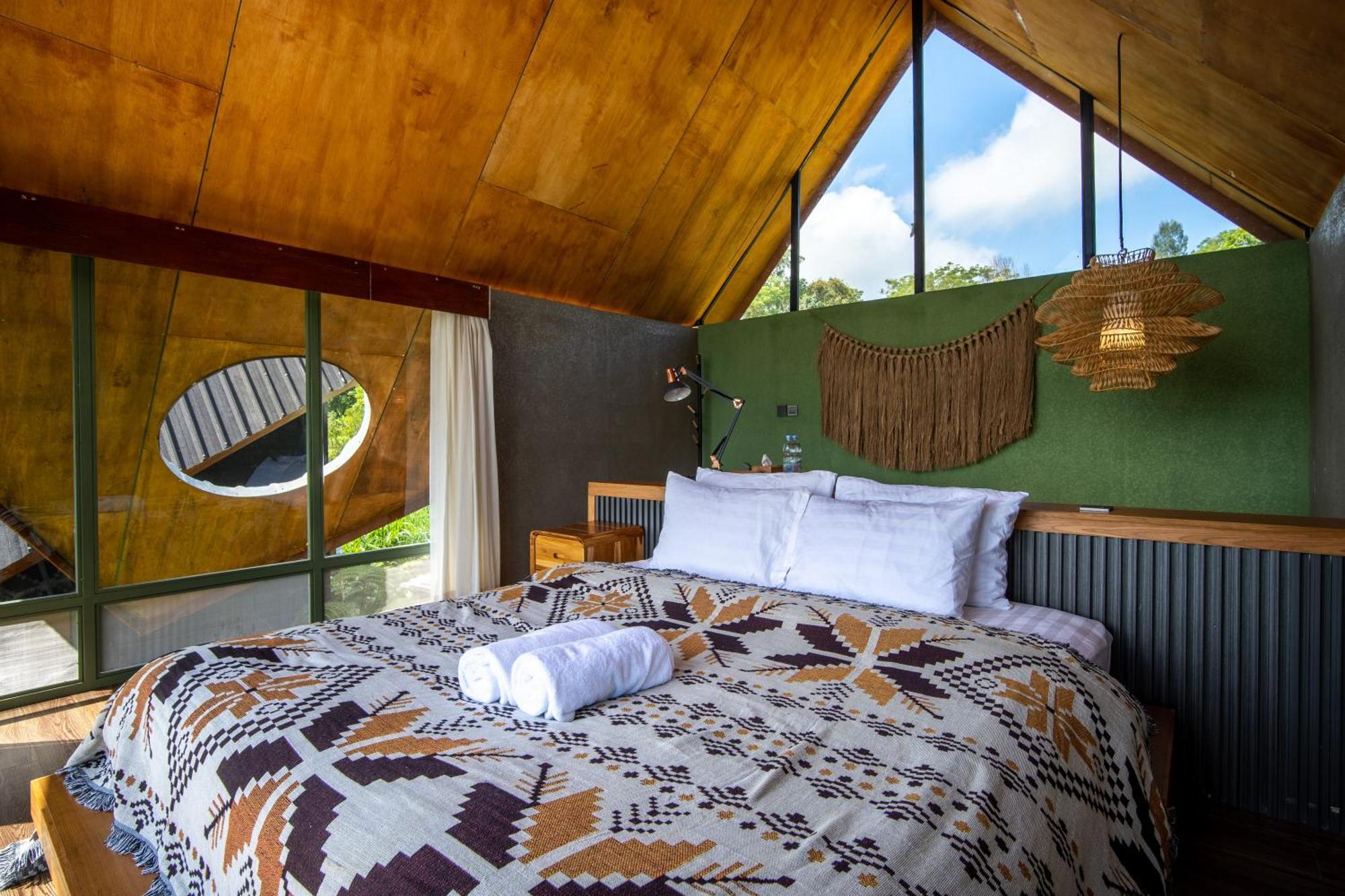 Black Wood Cabin Kintamani  Exterior photo